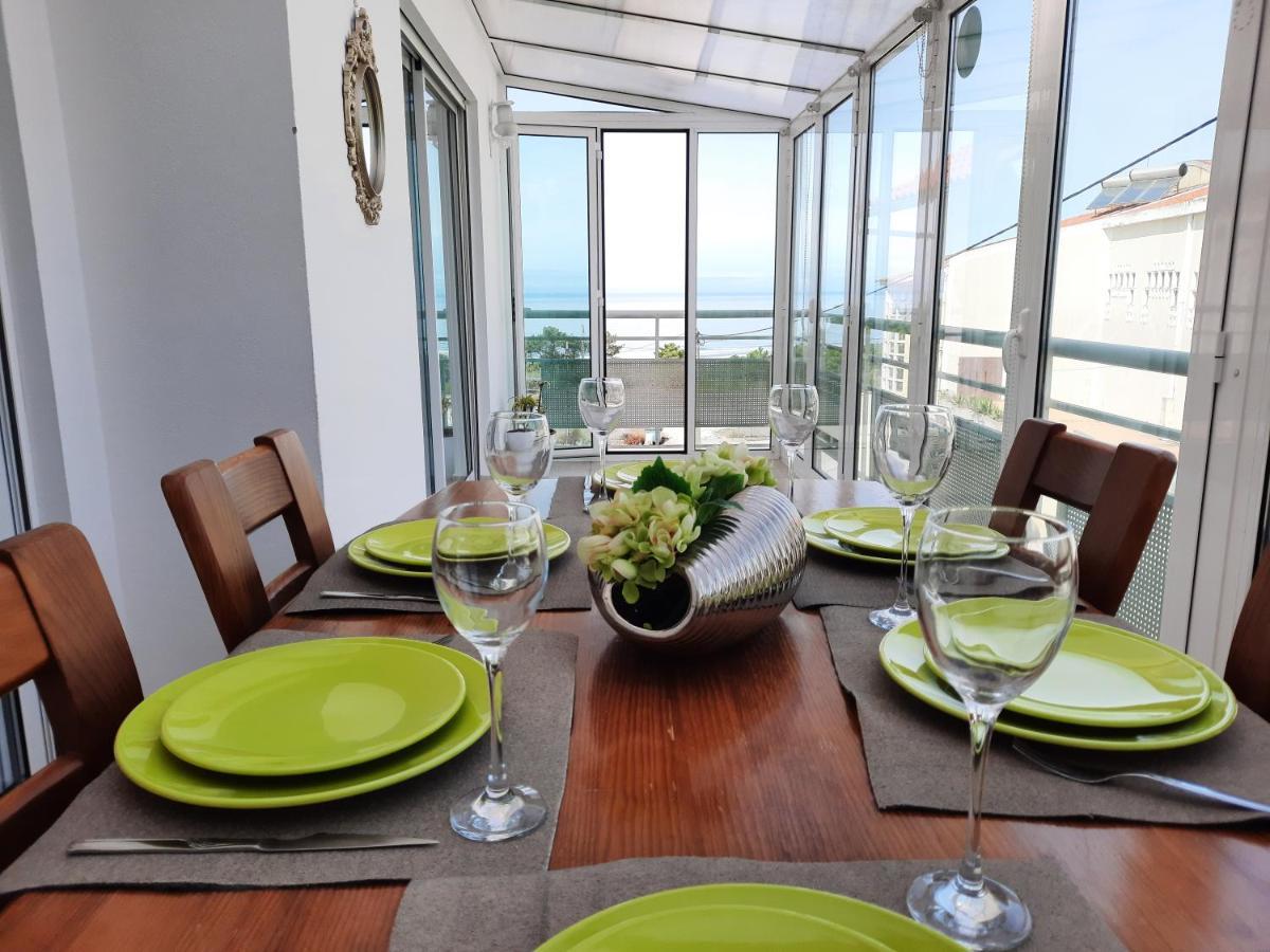 Casa Celia Nazaré
